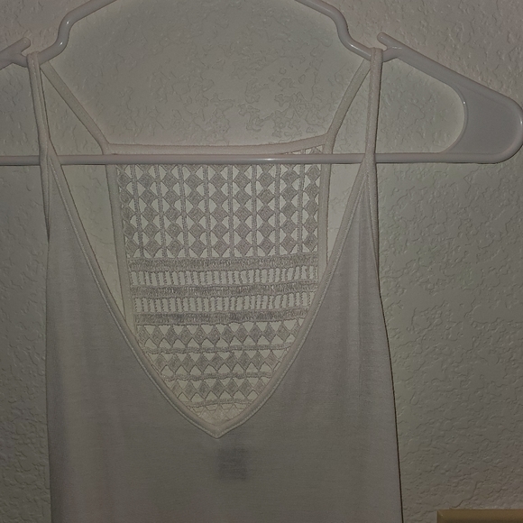 OLD NAVY TANK TOP.  New w/o tags - Picture 2 of 3
